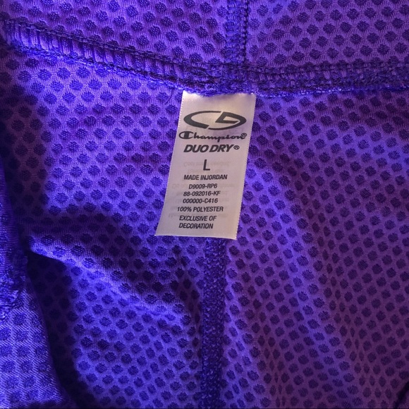 Athletic pull over - light weight - Picture 2 of 3